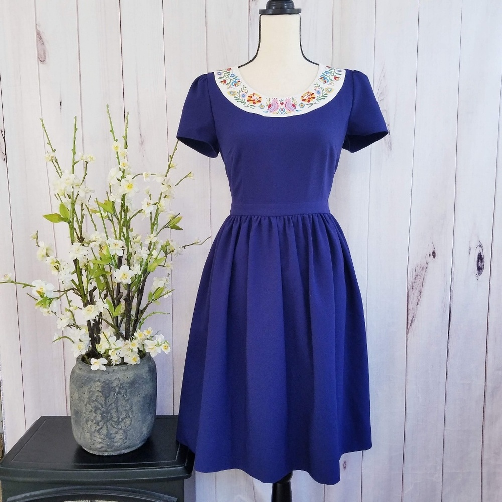 ModCloth Trip to Helen Embroidered Dress Size M